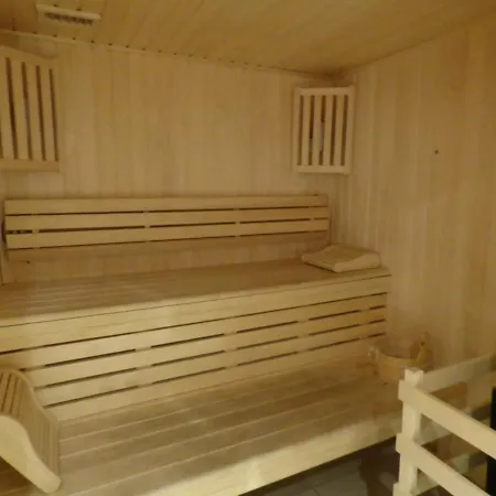 Charmant 3 Pieces Renove Avec Sauna Et Jacuzzi Pour 6 Pers. Au Grand-Bornand - Fr-1-458-107 *
