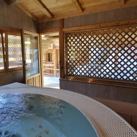 Charmant 3 Pieces Renove Avec Sauna Et Jacuzzi Pour 6 Pers. Au Grand-Bornand - Fr-1-458-107 *